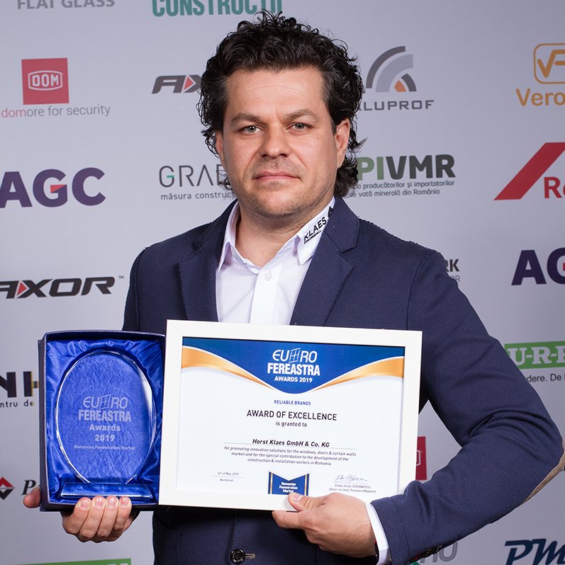 Daniel Moldovan（Klaes 罗马尼亚销售经理）接受奖项-非常感谢